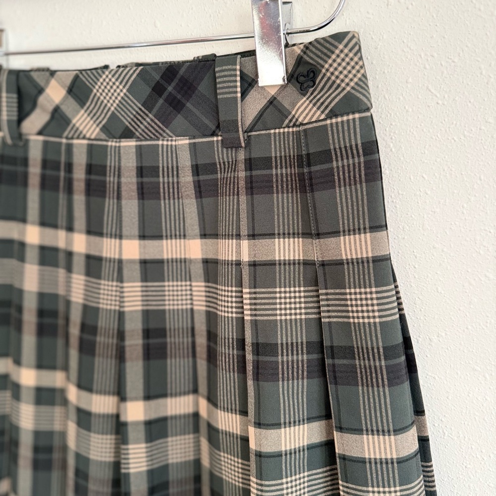 Sunday Best Aritzia Plaid Pleated Mini Skirt Green Tan Size 0 - Picture 2 of 6